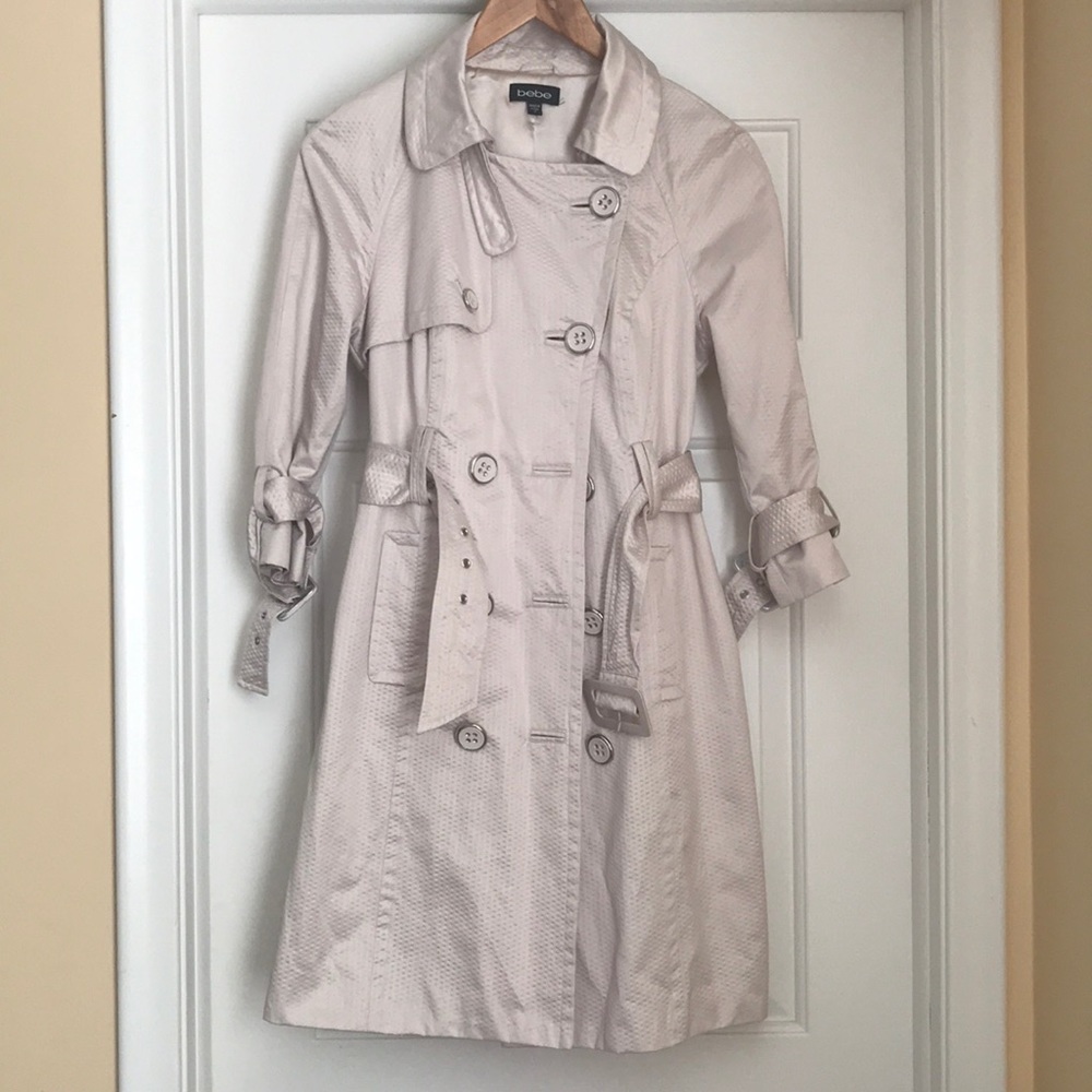 Bebe spring jacket.  3/4 sleeves.
